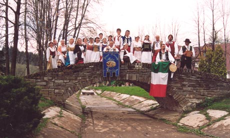 Le danze popolari – Le iniziative promosse nel territorio