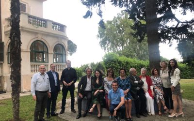 Consegna l’omaggio al Comune di Contigliano in memoria di Cinzia Damiani