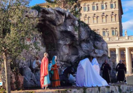 Il Presepe di Piazza San Pietro 2023: Una Celebrazione dell’Antica Tradizione di Greccio