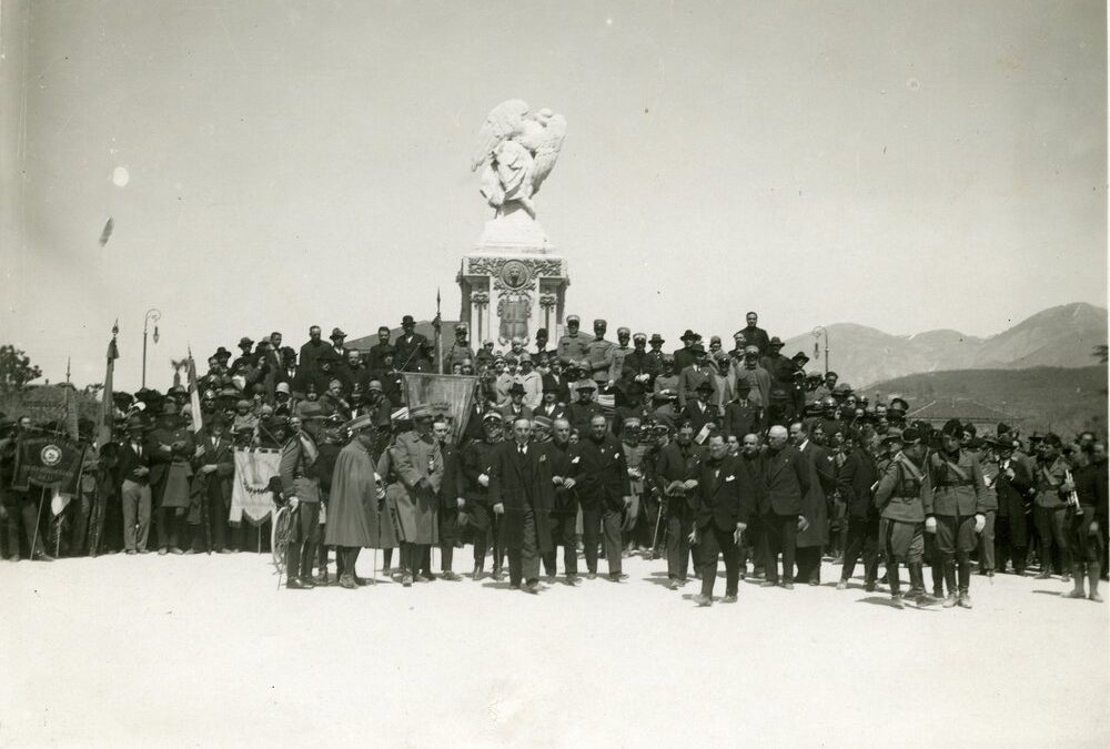 Il centenario del monumento ai Caduti della Grande Guerra, ideato e realizzato da Giuseppe Calcagnadoro e Giuseppe Inghilleri (13 giugno 1926)