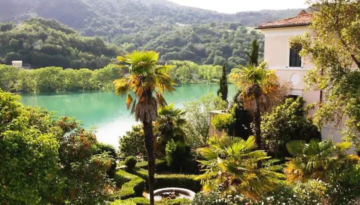 Estate 2026 alla Casa del Direttore: musica, arte e cultura sulle rive del Lago del Turano